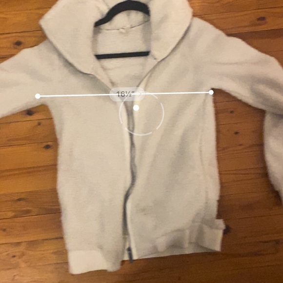 Rosy XS fuzzy coat - Picture 7 of 7